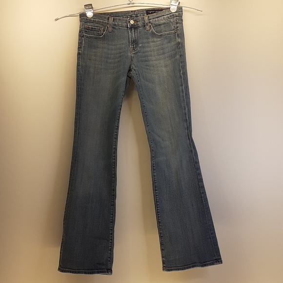 Vigoss Flare Leg Distressed Blue Jeans  Size 7 Stretch - Picture 2 of 15